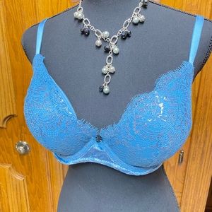 Victoria Secret Bras 34C And 36D